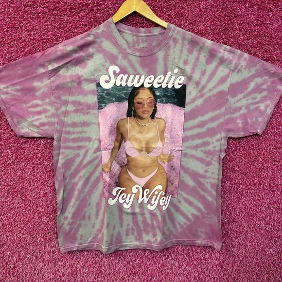 Saweetie Icy Wifey High Maintenance Oversized Rap Tie Dye 1X - Picture 1 of 4